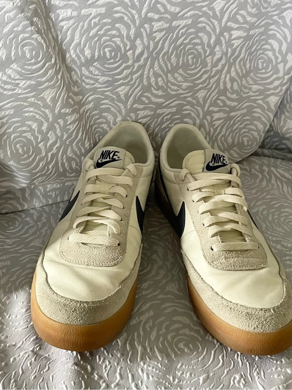 Nike classic low